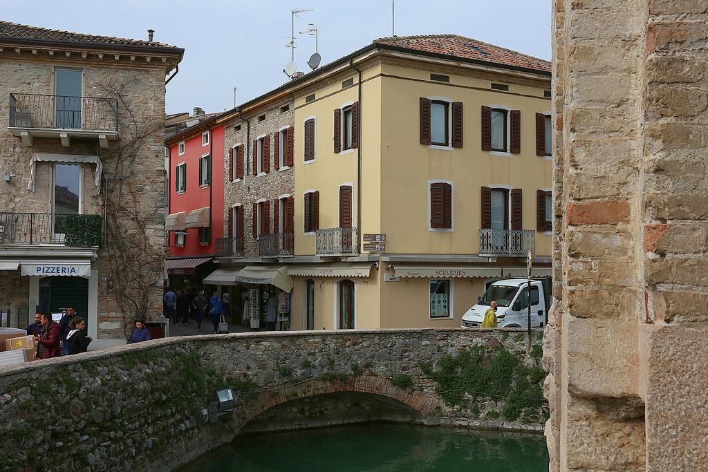 Aurora Sirmione Appartamenti Exterior foto