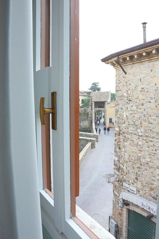 Aurora Sirmione Appartamenti Exterior foto